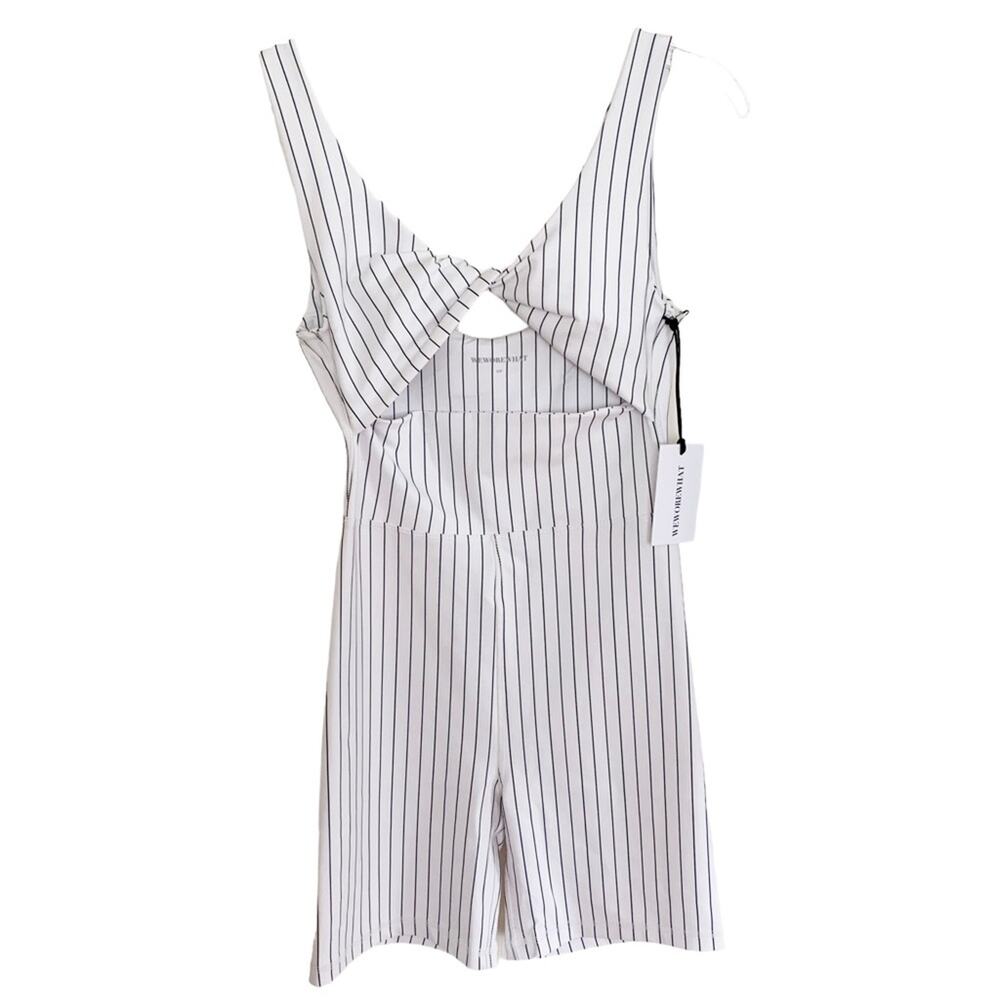 WeWoreWhat White Black Pinstripe Twist Cutout Shorts Bodysuit NWT Small - Picture 3 of 11